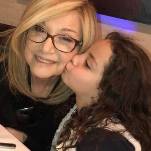 Meet your Posher, Sandra